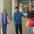 YSKI Berbagi Paket Lebaran dengan PWI Sumut