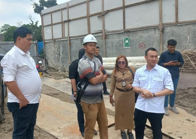 Anggota Komisi 4 DPRD Medan semakin gencar mengawasi retribusi Persetujuan Bangunan Gedung (PBG) demi meningkatkan Pendapatan Asli Daerah (PAD) dan menutup celah kebocoran penerimaan daerah dari sektor tersebut yang selama ini terjadi.
