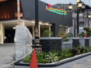 Bangunan yang diduga tidak memiliki izin Persetujuan Mendirikan Bangunan (PBG ).