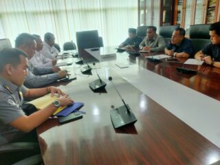 Komisi I DPRD Kota Medan menggelar Rapat Dengar Pendapat (RDP) dengan jajaran Imigrasi Kelas 1 Khusus TPI Medan, Imigrasi Kelas 1 TPI Polonia dan Imigrasi Belawan.