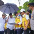 Menjelang mudik lebaran 2025, Gubernur Sumatera Utara (Gubsu) Bobby Nasution meninjau kondisi jalan nasional Batu Jomba di Kabupaten Tapanuli Selatan (Tapsel), Senin (17/3/2025) siang.