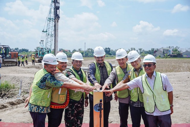Kemajuan pesat yang terjadi di Kota Medan dalam beberapa tahun terakhir menarik perhatian dunia. Berbagai proyek pembangunan yang dilakukan di bawah kepemimpinan Bobby Nasution saat menjabat Walikota Medan berhasil mengubah wajah kota dan meningkatkan kualitas hidup warganya.
