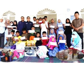 Inalum Salurkan Sembako ke Panti Asuhan di Balige