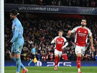 Pemain Arsenal Merino melakukan selebrasi usai mencetak gol ketiga timnya saat menghadapi Real Madrid di Liga Champions, Rabu (9/4/2025). Foto: Reuters