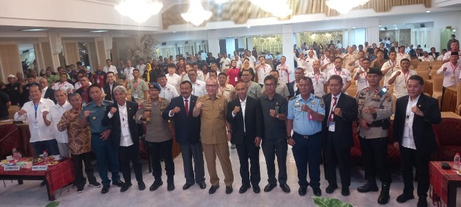 Pemerintah Provinsi Sumatera Utara menargetkan mempertahankan posisi empat besar dalam perolehan medali pada ajang Pekan Olahraga Nasional (PON) XXII tahun 2028 yang akan digelar di Nusa Tenggara Barat dan Nusa Tenggara Timur.
