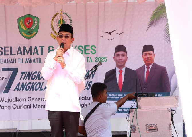 Bupati Tapanuli Selatan, H. Gus Irawan Pasaribu