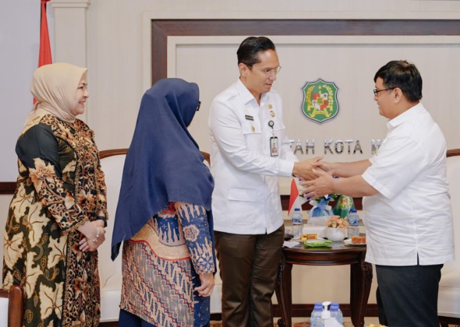 Walikota Medan, Rico Tri Putra Bayu Waas, menyatakan dukungan penuhnya terhadap penyelenggaraan The 3rd International Indonesia Open Pencak Silat Championship 2025 yang akan digelar pada 4–10 Agustus 2025 di Gedung Serbaguna (GSG) Jalan Pancing, Medan.