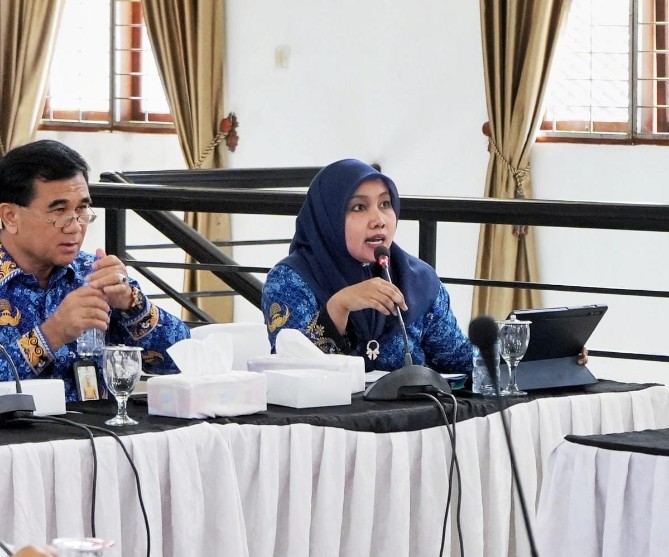 Dalam upaya memberikan kepastian batas wilayah antar daerah, Pemerintah Kota (Pemko) Medan bersama Pemerintah Kabupaten (Pemkab) Deli Serdang menggelar rapat koordinasi guna membahas rencana pemasangan pilar batas wilayah.