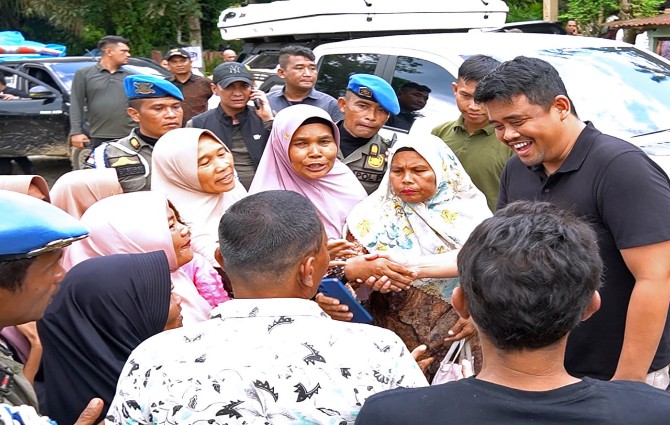 Gubernur Sumatera Utara, Bobby Nasution, memastikan perbaikan jalan provinsi yang menghubungkan Kabupaten Labuhanbatu, Padanglawas Utara (Paluta), hingga Tapanuli Selatan (Tapsel) akan dimulai tahun ini.