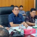 Ketua Komisi 4 DPRD Medan Paul Mei Anton Simanjuntak mendesak Satpol PP Kota Medan bertindak tegas dengan menyegel bangunan di Jalan Pabrik Tenun, Kelurahan Sei Putih Tengah, Kecamatan Medan Petisah.