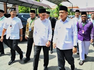 Bersama Wamenag, Wagubsu Lepas Jamaah Haji Sumut Kloter I
