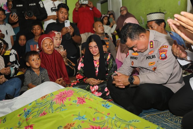 Anggota Komisi 1 DPRD Medan Saipul Bahri menilai tindakan yang dilakukan Kapolres Belawan AKBP Oloan Siahaan sudah sesuai Standar Operasional Prosedur (SOP) dalam membubarkan aksi tawuran di Tol Belmera, kemarin.