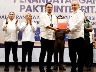 Untuk memastikan seluruh proses Sistem Penerimaan Murid Baru (SPMB) tahun 2025, berjalan tertib, jujur, transparan, dan lebih manusiawi, seluruh kepala daerah se-Sumatera Utara (Sumut) menandatangani pakta integritas.
