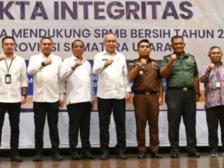Acara Konsolidasi Wilayah dan Penandatanganan Pakta Integritas di Medan, Rabu (14/5).