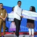 Gubernur Sumatera Utara Muhammad Bobby Afif Nasution meluncurkan program Fast Track Youngpreneur (FYP) 2025 untuk mengakselerasi 1.700 UMKM.
