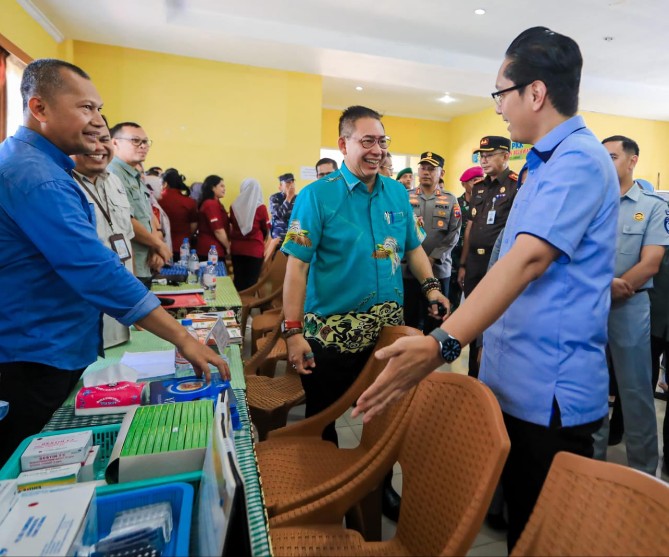 Sebanyak 1.199 warga telah terlayani selama dua hari pelaksanaan Mal Pelayanan Publik (MPP) Roadshow di Kecamatan Medan Belawan, 27–28 Mei 2025.