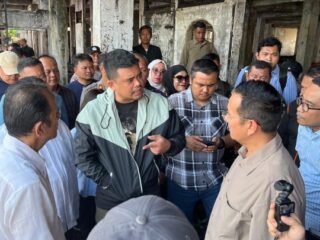 Gubernur Sumatera Utara (Sumut) Bobby Nasution memastikan pembangunan kembali Pasar Horas yang terbakar akan segera dimulai. Hal ini disampaikannya saat meninjau langsung lokasi pasar di Jalan Merdeka, Kota Pematangsiantar, Minggu (15/6/2025) sore.