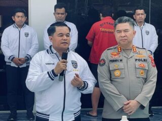 Personel Direktorat Reserse Siber Polda Sumatera Utara menangkap pelaku utama kasus siaran langsung bermuatan pornografi yang melibatkan anak di bawah umur, berinisial YWS alias Presiden Mangkok. Sebelumnya yang bersangkutan sempat buron.