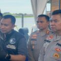 Direktur Reserse Narkoba Polda Sumut, Kombes Pol Jean Calvijn didampingi Kabid Humas, Kombes Pol Ferry Walintukan di Mako Satpolair Polres Tanjung Balai, Selasa (24/6/2025).