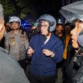 Wali Kota Medan, Rico Tri Putra Bayu Waas, turun langsung memantau keamanan kota dengan melakukan patroli malam bersama jajaran Polrestabes Medan, Rabu (25/6/2025).