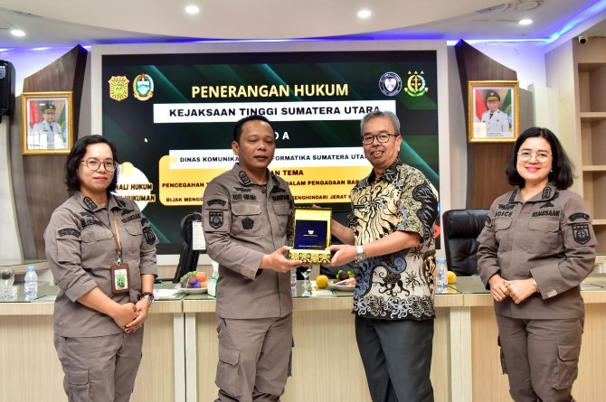 Dinas Kominfo Sumut mengapresiasi kegiatan penerangan hukum yang diselenggarakan Kejati Sumut. Kegiatan tersebut berlangsung di Kantor Dinas Kominfo Sumut, Jalan HM Said, Medan, Kamis (26/6/2025).