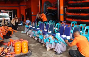 Salah satu adegan simulasi tanggap bencana sejak dini.