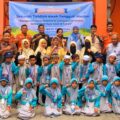 Kepala BPBD Kota Medan dan jajaran berfoto bersama dengan anak-anak dalam kegiatan Edukasi Tanggap Bencana Sejak Dini, kemarin.