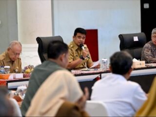 Gubernur Sumatera Utara, Bobby Nasution bersama tujuh bupati di kawasan Danau Toba menunjukkan komitmen kuat dalam mempertahankan status Geopark Kaldera Toba sebagai bagian dari UNESCO Global Geopark.