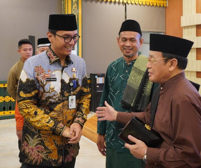 Wali Kota Medan Rico Waas