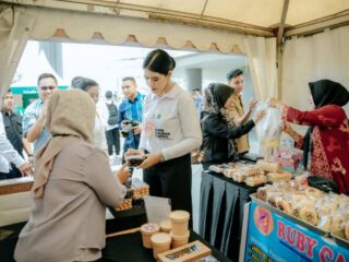 Ketua Dewan Kerajinan Nasional Daerah (Dekranasda) Sumatera Utara, Kahiyang Ayu, bersama seluruh Ketua Dekranasda dari berbagai provinsi di Indonesia melakukan kunjungan ke Ibu Kota Nusantara (IKN), Kamis (10/7/2025).