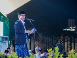 Rico Waas Ajak Warga Hijrah Bangun Medan yang Damai dan Penuh Kepedulian