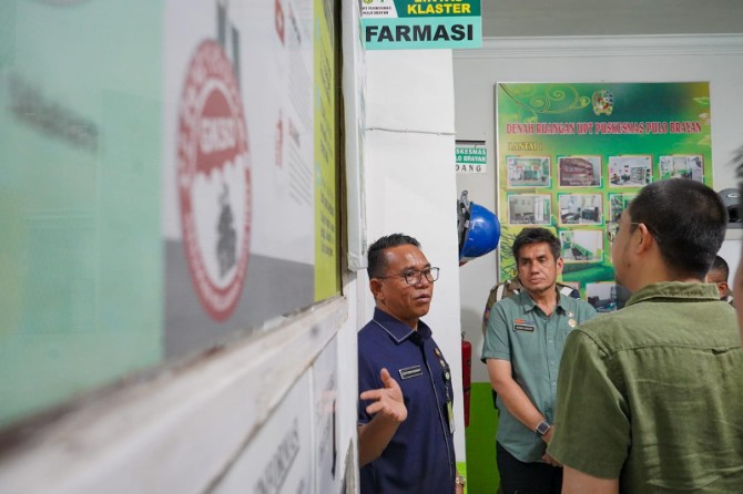 Wakil Wali Kota Medan, Zakiyuddin Harahap, menemukan sejumlah persoalan infrastruktur saat melakukan inspeksi langsung ke Puskesmas Pulo Brayan di Jalan Kolonel Yos Sudarso, Kecamatan Medan Barat, Selasa (22/7/2025).