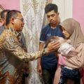 Mendengar kabar tentang seorang balita yang menderita kanker mata, Wakil Wali Kota Medan, H. Zakiyuddin Harahap, segera mendatangi kediaman anak tersebut di Jalan Pancing I, Gang Buntu, Kelurahan Besar, Kecamatan Medan Labuhan, Sabtu (26/7/2025).