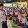 Bupati Tapanuli Selatan periode 2010-2015 dan 2016-2021, H. Syahrul M. Pasaribu, hadiri pengajian akbar sekaligus peringatan tahun baru 1 Muharram 1447 Hijriyah tingkat Kecamatan Arse di Desa Aek Haminjon, Minggu (27/7/2025).