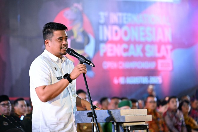 Gubernur Sumut Bobby Nasution