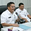 Pemprov Sumut menetapkan target ambisius. Seluruh kabupaten dan kota wajib menghentikan praktik pengelolaan sampah terbuka (open dumping) paling lambat 2026.