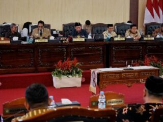 Rapat paripurna di Gedung DPRD Kota Medan, Selasa (12/8/2025).