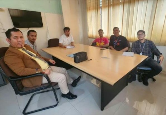 Seorang karyawan Aryansyah, mengeluhkan soal ekspedisi Medan PT Tri adi Bersama (Anteraja) yang tak kunjung memberikan kewajiban dan hak yang seharusnya didapat setelah ia diberhentikan secara sepihak.