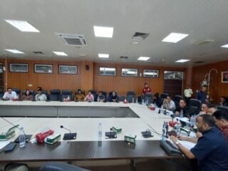 Rapat dengar pendapat (RDP) bersama perwakilan perusahaan serta sejumlah Organisasi Perangkat Daerah (OPD) Pemko Medan, di Gedung DPRD Medan, Selasa (18/8/2025).