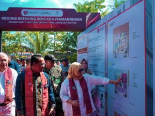 Zakiyuddin saat menghadiri peletakan batu pertama pembangunan Rumah Sakit Jantung Medan di Jalan Bangau, Kecamatan Medan Sunggal, Jumat (22/8/2025).