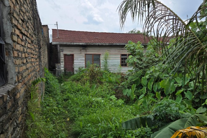 Warga Desa Tembung, Kecamatan Percut Sei Tuan, Kabupaten Deli Serdang, meminta aparat kepolisian menindak tegas praktik dugaan peredaran narkoba yang marak terjadi di kawasan Jalan Beringin Pasar VII, tepatnya di Gang Cempedak.