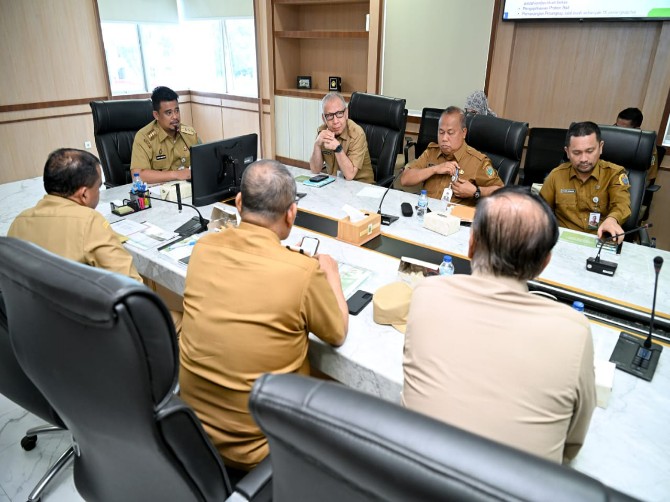 Rakor Produksi dan Hilirisasi Komoditas Jeruk di Kantor Gubernur Sumut, Jalan Diponegoro Nomor 30, Medan, Senin (25/8/2025)