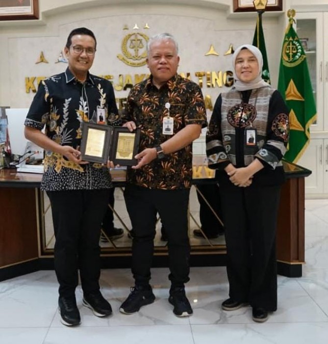Manajemen PT Bank Sumut melakukan audiensi dengan Kepala Kejaksaan Tinggi (Kajati) Sumatera Utara, Harli Siregar, di Kantor Kejati Sumut, Medan, Rabu (27/8) sore.