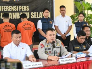 Kapolres Labusel, AKBP Aditya SP Sembiring Muham didampingi Kasat Reskrim, AKP Endang R Ginting dan Kapolsek Kampung Rakyat, AKP Ilham Lubis merilis pengungkapan kasus bunuh diri karena hamil, Rabu (27/8/2025)