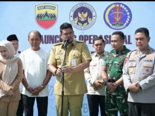 Gubernur Sumatera Utara, Muhammad Bobby Afif Nasution, meresmikan dapur Satuan Pelayanan Pemenuhan Gizi (SPPG) Menarhanud 2/SSM di Jalan Lapangan Golf, Pancurbatu, Deliserdang, Senin (1/9).