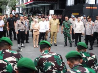 Gubernur Sumatera Utara Bobby Nasution memastikan kondisi Sumut masih aman dan terkendali. Ia pun mengajak masyarakat Sumut, agar menyampaikan aspirasinya dengan damai.