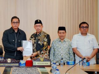 DPRD Medan Sampaikan Pemandangan Umum Fraksi atas Ranperda P-APBD 2025