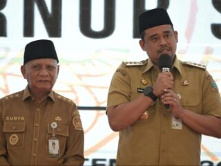 Gubernur Bobby Nasution  dalam acara Doa Lintas Agama Bersama Gubernur Sumut di Aula Tengku Rizal Nurdin, Rumah Dinas Gubernur, Jalan Sudirman Medan, Selasa (2/9/2025).
