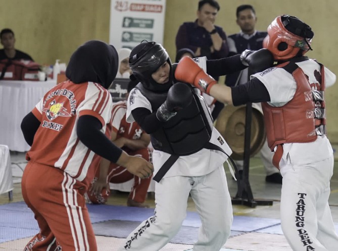 Kejuaraan Tarung Derajat Terbuka Piala Wali Kota Medan 2025 di Gelanggang Remaja, Jalan Sutomo Ujung, Kecamatan Medan Timur, Sabtu (6/9/2025).