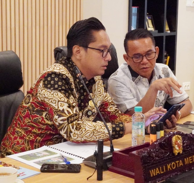 Wali Kota Medan Rico Tri Putra Bayu Waas dan Wakil Wali Kota Zakiyuddin Harahap dinilai tetap solid dan harmonis dalam memimpin ibu kota Sumatera Utara.
